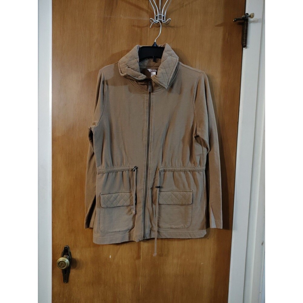 White Stag Womens jacket tan out brown in 2 front pockets zipper front